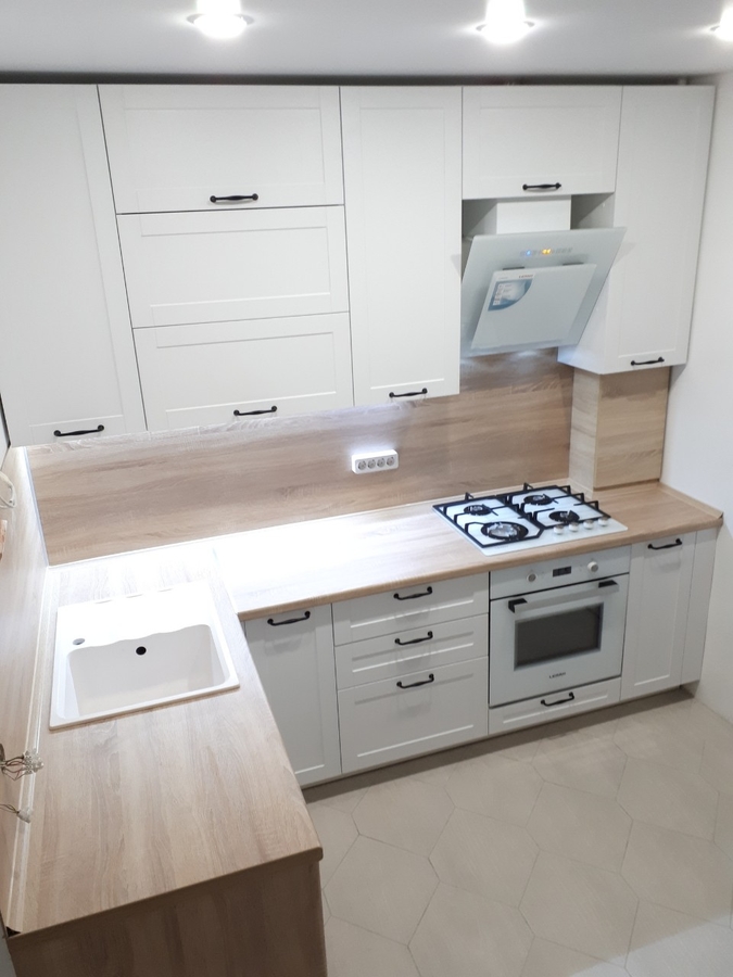 Белый кухонный гарнитур-Кухня МДФ в ПВХ «Модель 500»-фото1