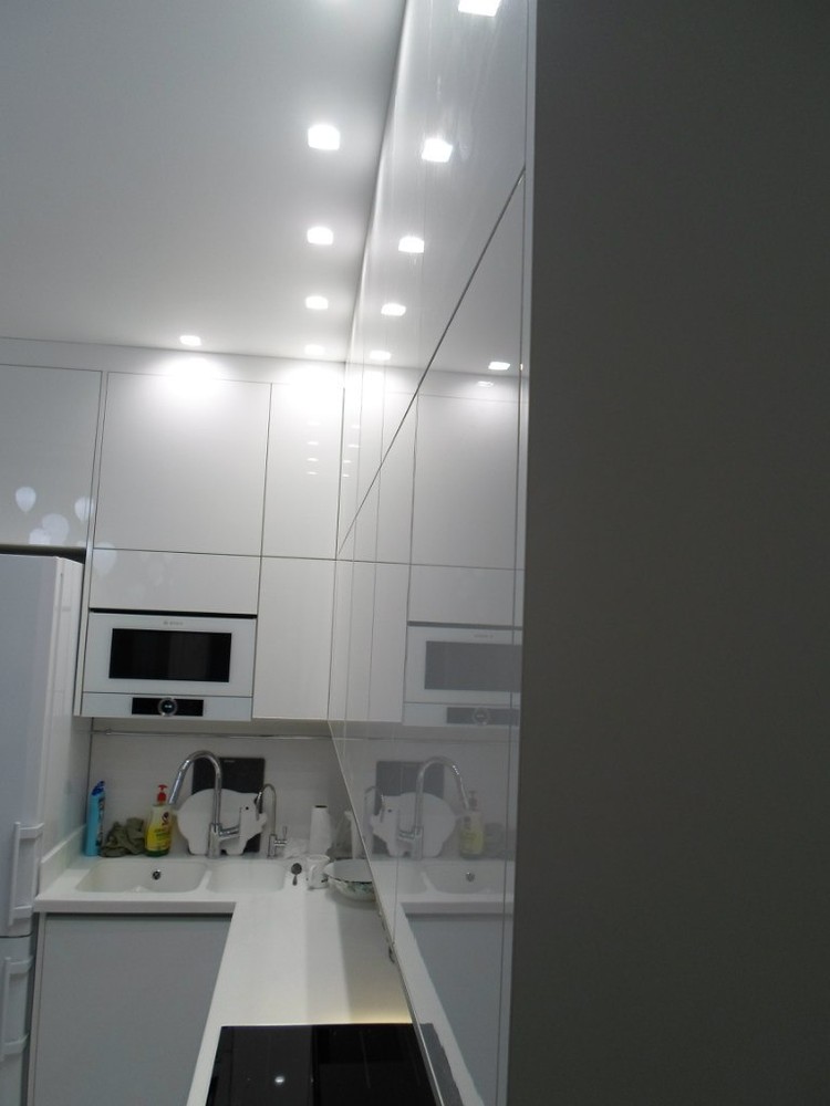 Акриловые кухни-Кухня МДФ в эмали «Модель 203»-фото2
