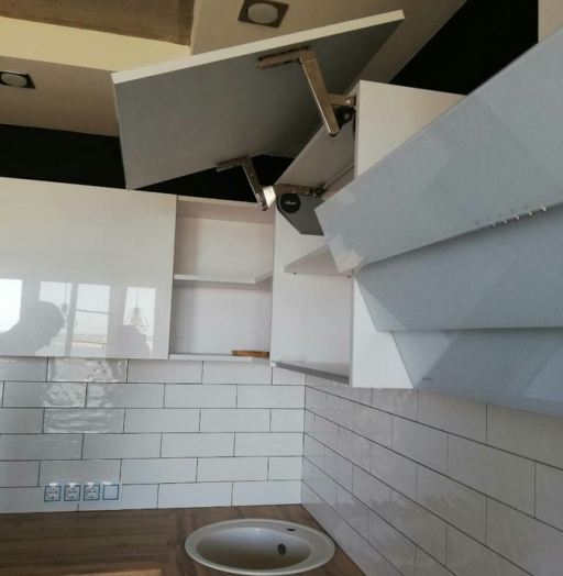 Белый кухонный гарнитур-Кухня МДФ в эмали «Модель 380»-фото9